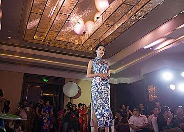 万智牌与蜘蛛侠的联动卡画展现已在上海开幕